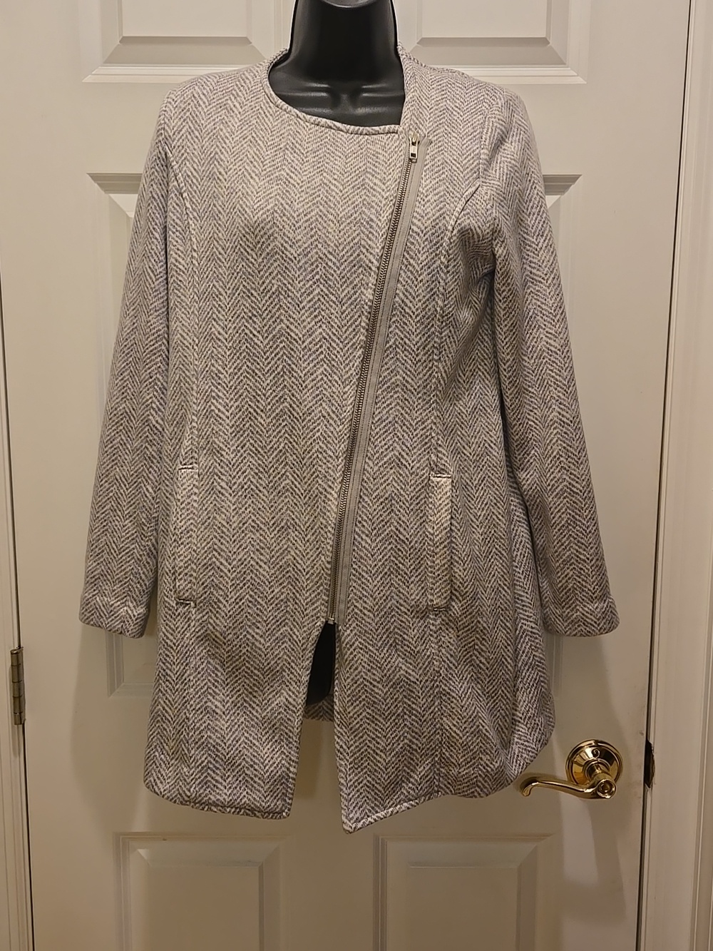Banana Republic Herringbone Asymmetric Zip Knit Jacket S Pockets Gray Longline